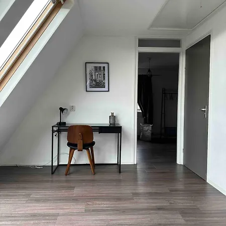 Suburb - Extended By Haring Verhuur Lejlighed *