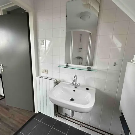 Suburb - Extended By Haring Verhuur Lejlighed *